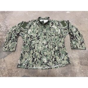 U.S. Navy Shirt Mens Large Green Digital Camo Button Front Working Uniform